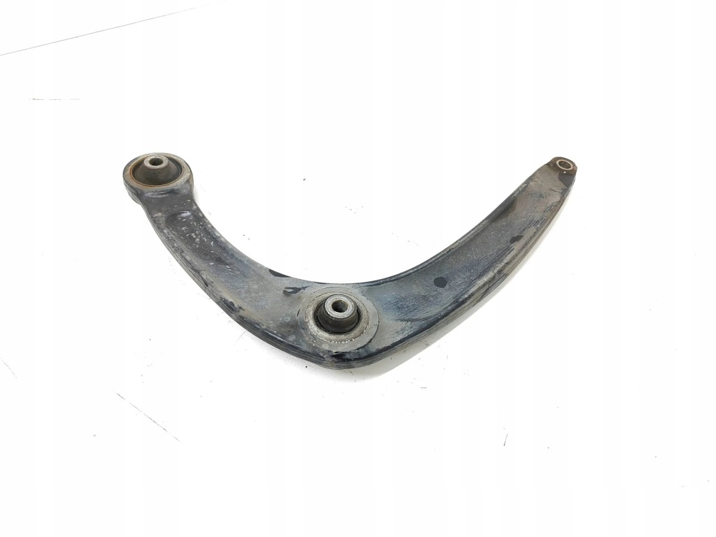 Citroen c4 2 2015 перед сторона правый  рычаг передний Недорого