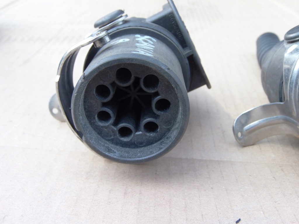 фото №4, Штекер трубка комплект 651000031 scania r xpi 400 440