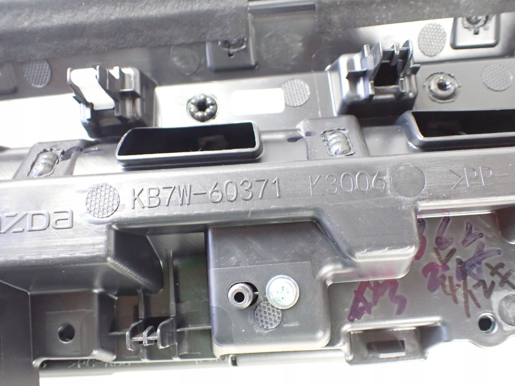 фото №8, Молдинг панели приборная панель решётки обдув mazda cx-5 ii europa kb7w-60371