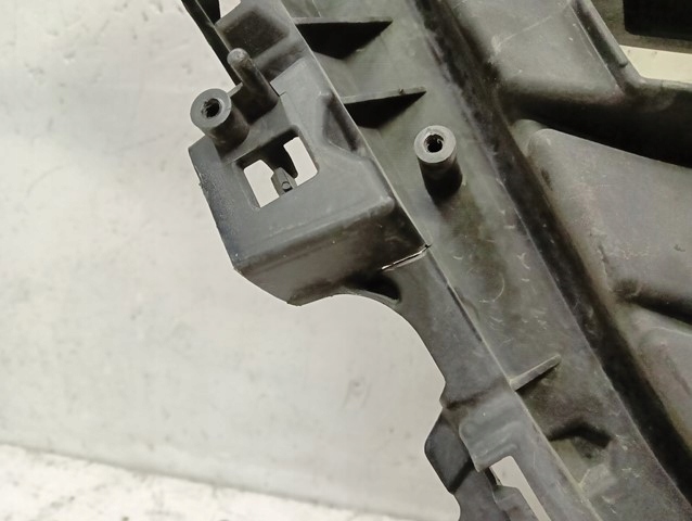 фото №4, Решётка радиатора решётка радиатора решётка радиатора mazda 3 iii bm 13-