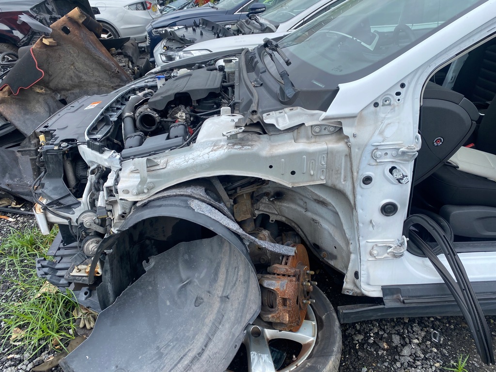 фото №4, Четверть левый перед mondeo mk5 разные цвета