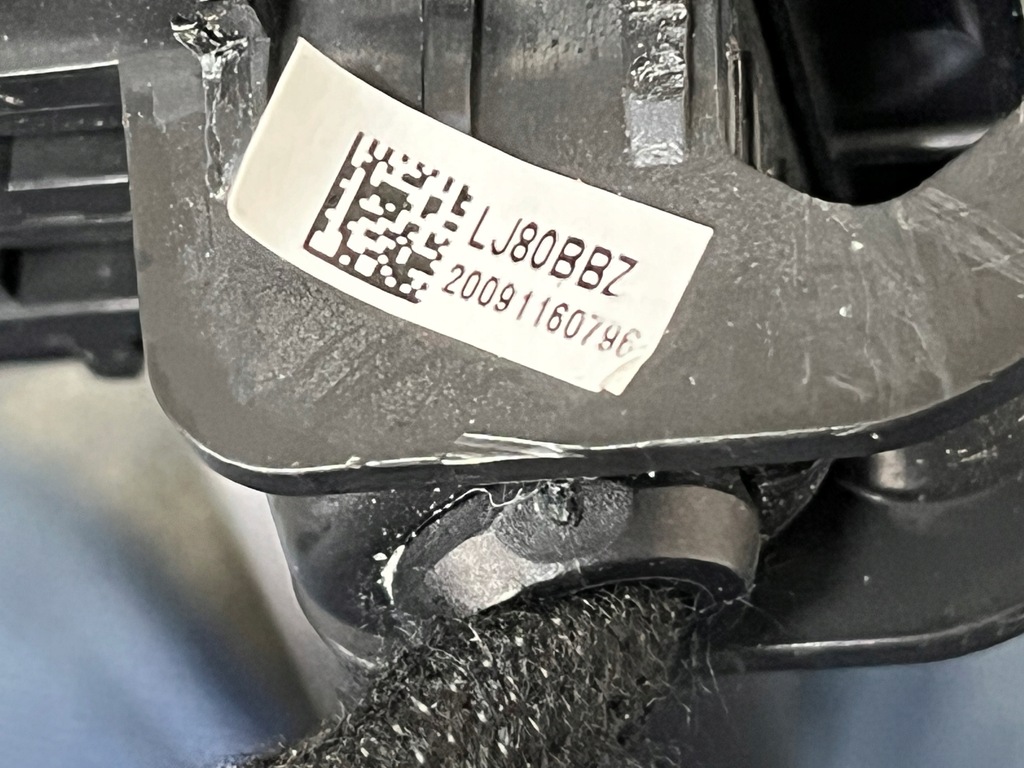 фото №11, Fird mustang mach-e gt захист сонцезахисна права сонцезахисний козирок праве чорні