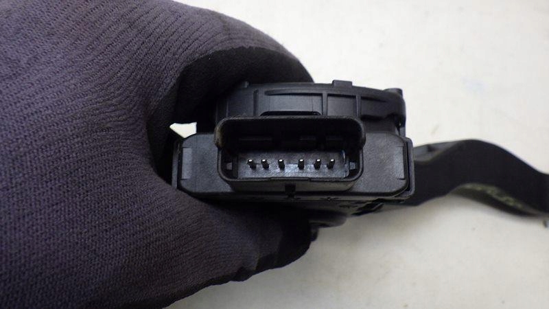 фото №11, Педаль газу потенціометр citroen c3 aircross 1.2 3637657 6pv009949-61