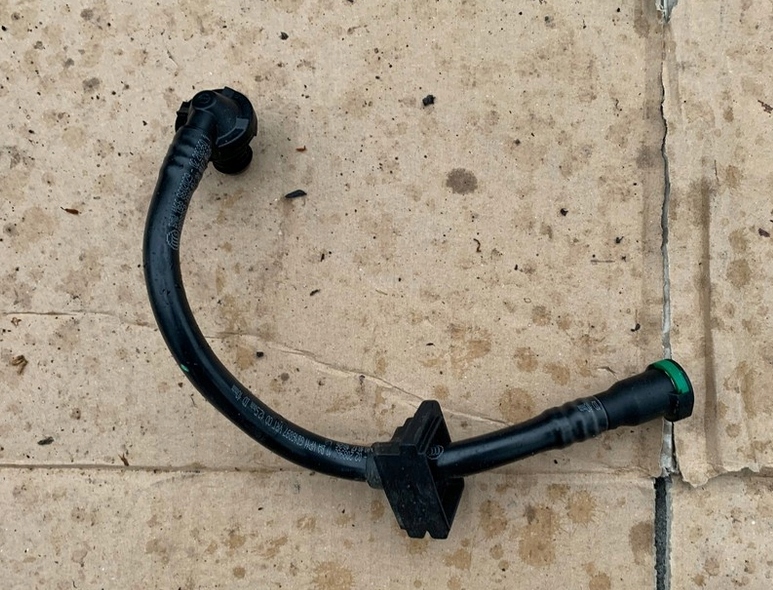 Купити Bmw g30 g31 трубка патрубок вакууму підсилювач гальм 8602029