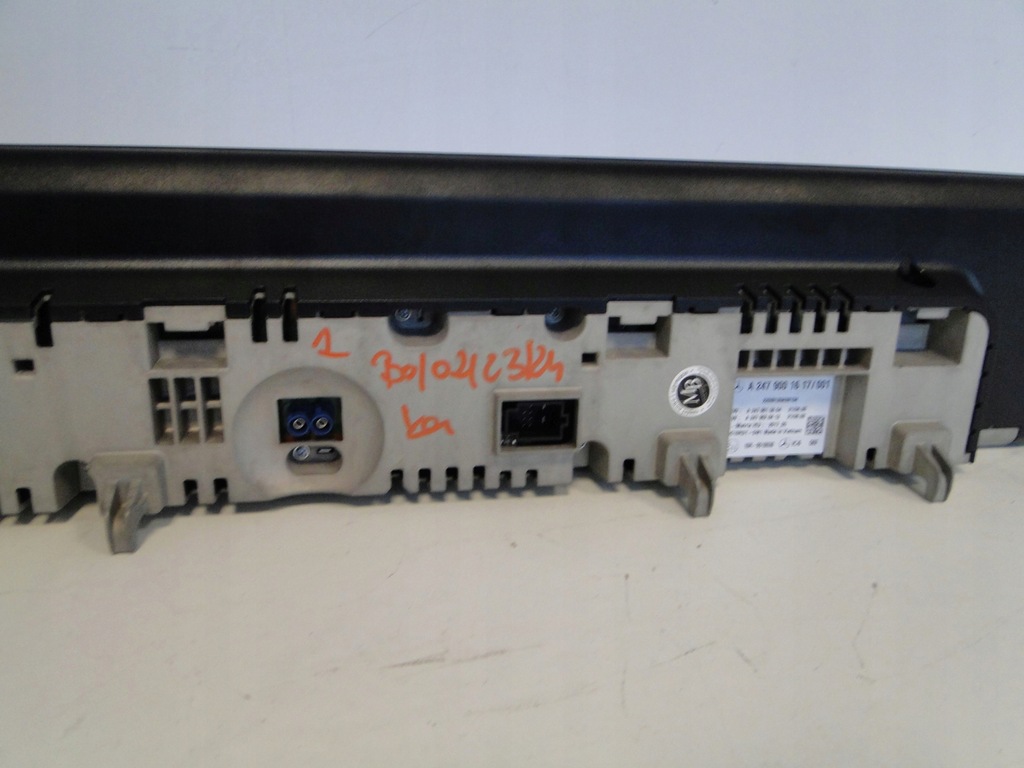 фото №8, Mercedes eqa h243 eqb x243 243 eqc 293 екран дисплей монітор прилади