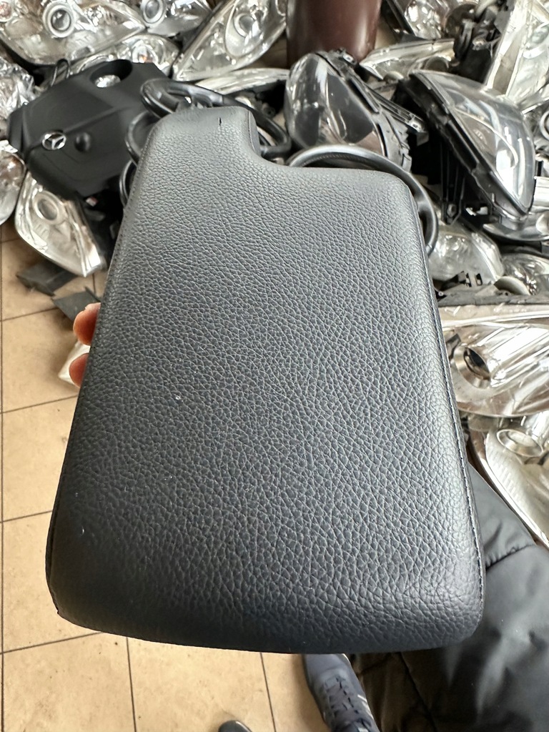 фото №5, Mercedes a klasa w169 подлокотник na туннель средний кожаный