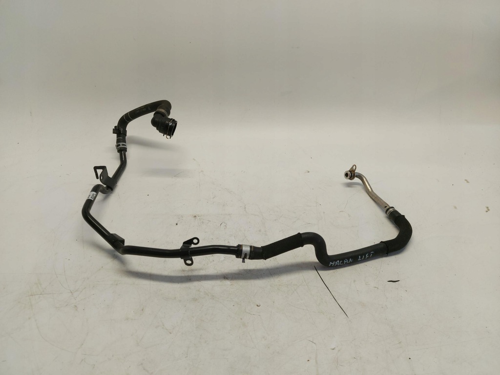 фото №1, Porsche macan ii lift труба шланг wody 06n121075c