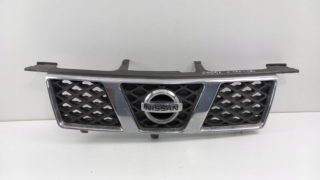 фото №1, Nissan x-trail t30 решётка радиатора решётка радиатора хром