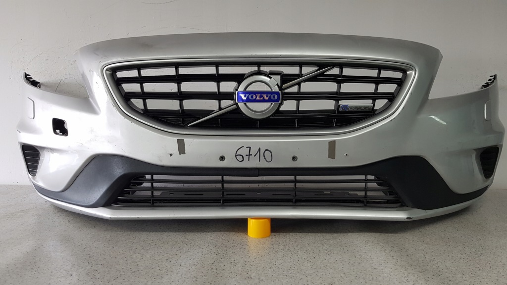 Купить Volvo v40 r-design 2012 - бампер перед 6710
