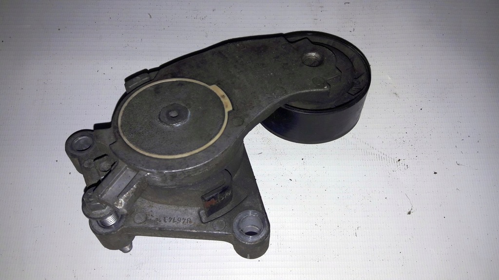 фото №1, Натяжитель кронштейн peugeot 3008 1.6 ehdi