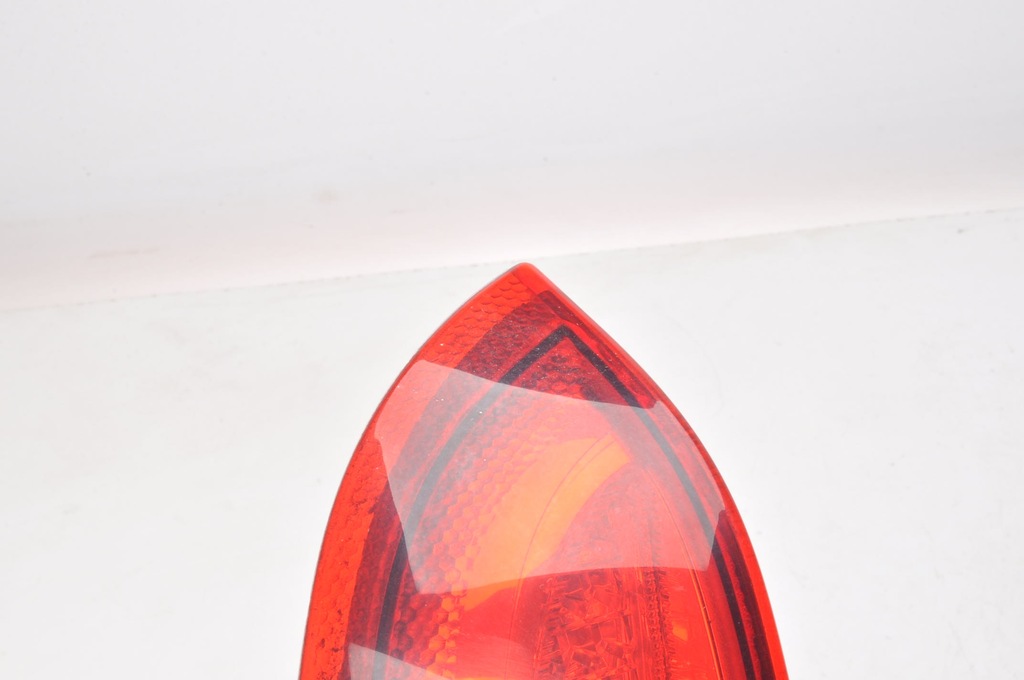 фото №10, Volvo v50 лампа левая задняя левый задняя 30744543 kombi lift