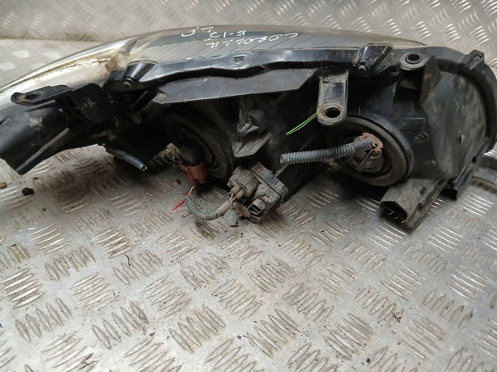 фото №10, Toyota corolla e15 лампа левая передняя левый перед europa 2009r