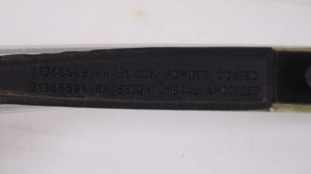 Volvo v90 рейлінги дахові 31386588, 31386589 Ціна