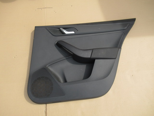 фото №1, Обшивка оббивка двері правий задня skoda rapid