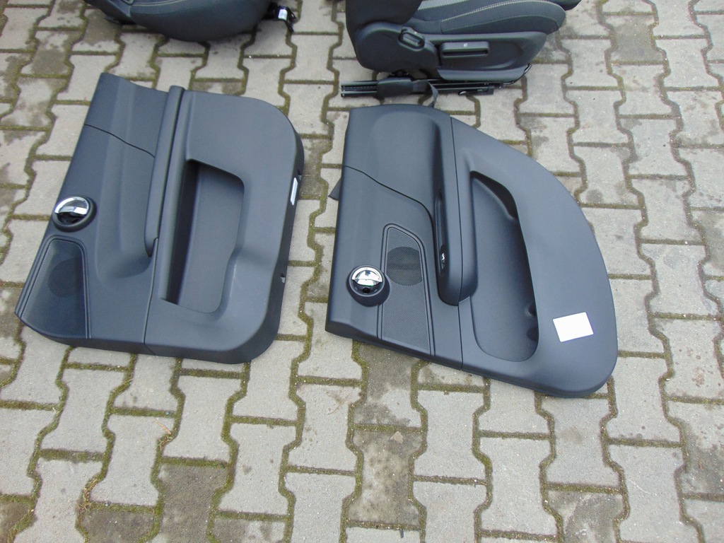 фото №6, Сиденья обивка заднее сиденье обшивки mini f60 jcw 18r