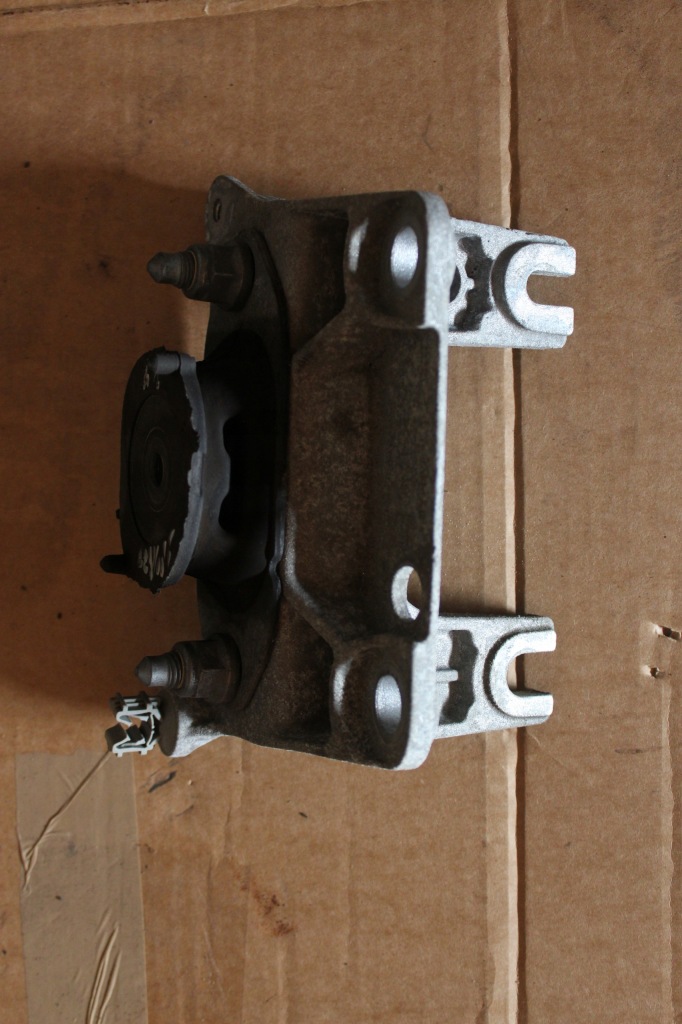 фото №1, Smart forfour ii 453 2014-.. 1.0 0.9 кронштейн подушка двигуна