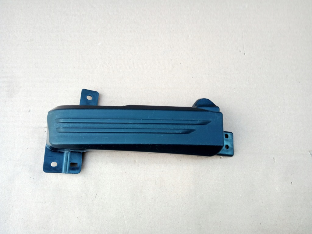 Купити Bmw f40 ліва решітка заглушка протитуманної фари