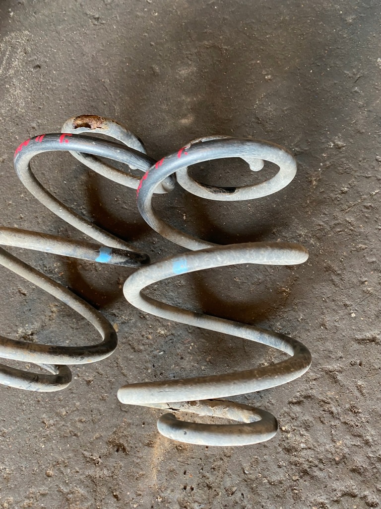 фото №2, Renault twingo ii пружины задняя комплект