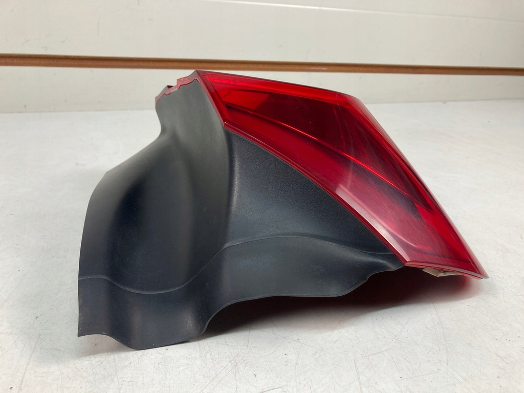 фото №7, Лампа левая задняя mercedes gla x156