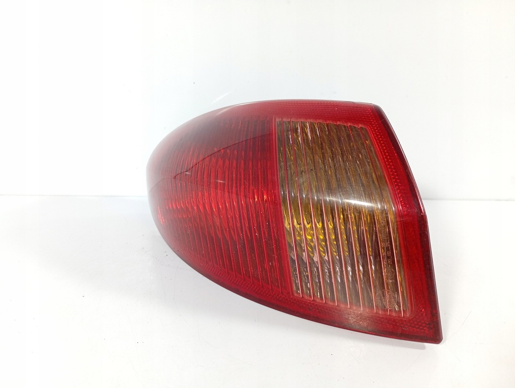 фото №3, Alfa romeo 147 00-10 лампа задняя задняя левая оригинальный номер 46556349