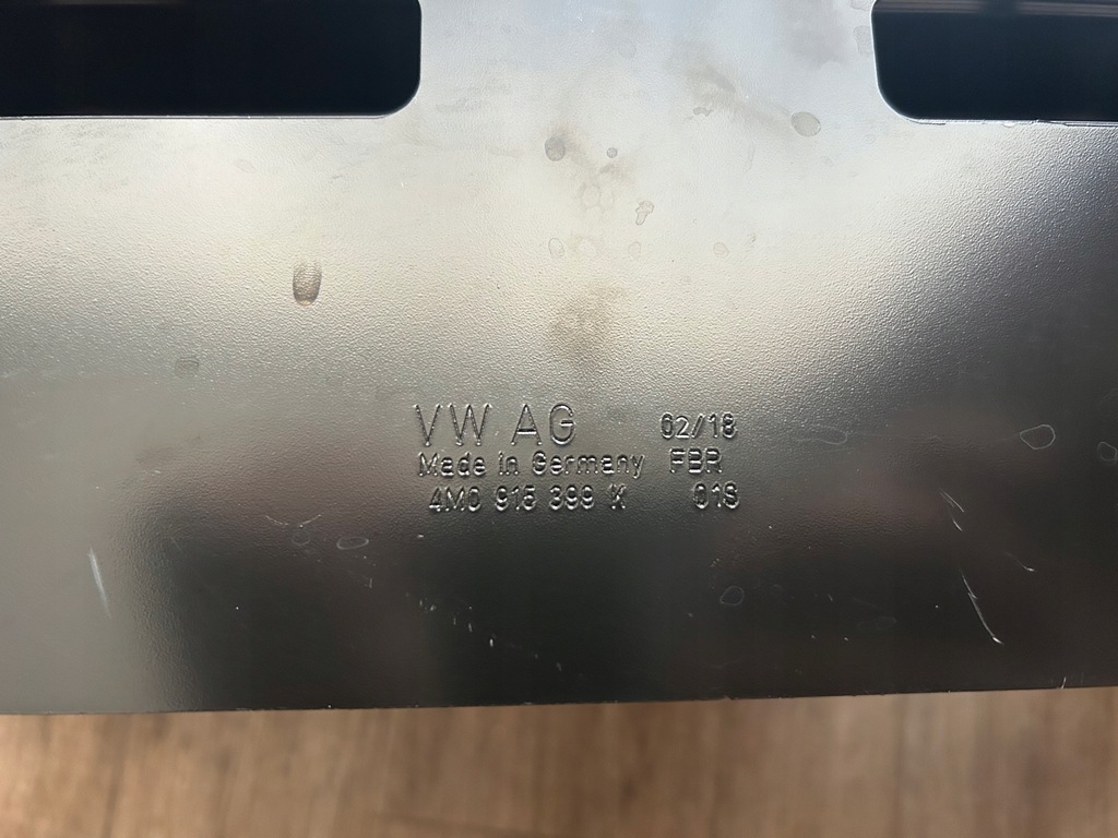 фото №13, Audi q8 rsq8 2018- верхний защита аккумулятор 48v mild hybrid оригинал 4m0