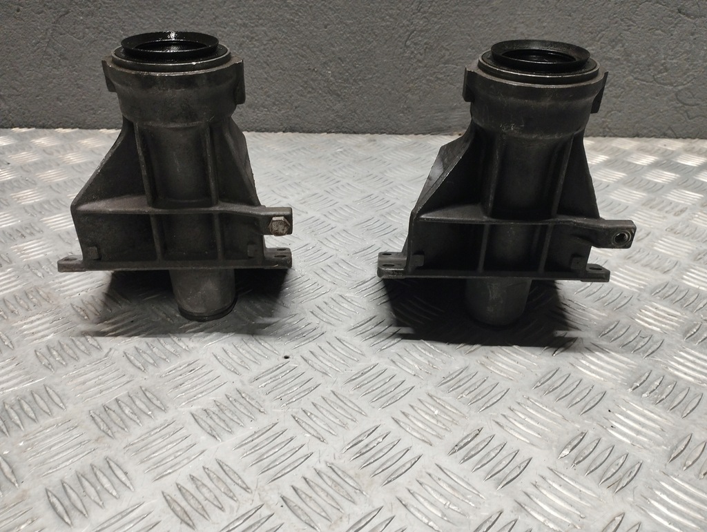 фото №8, Bmw x3 e83 кронштейн опора полуось 7516067