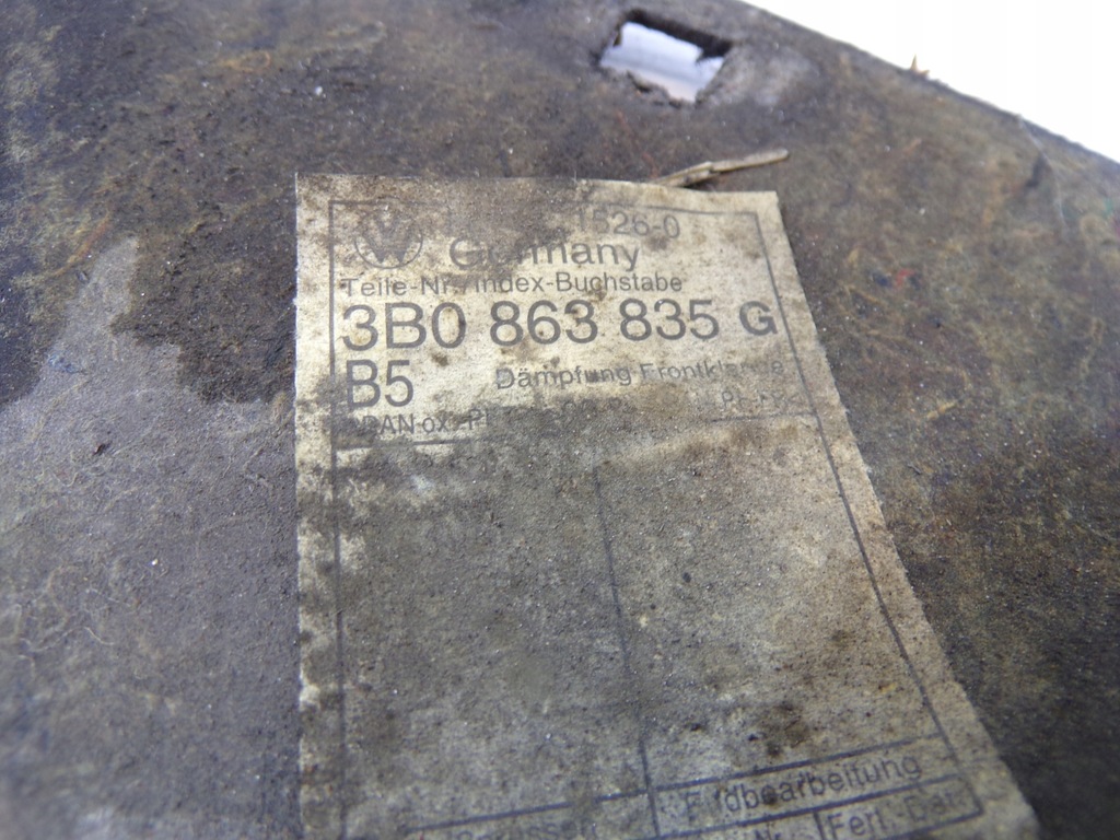 фото №7, Шумоізоляція капот vw passat b5 3b0863835g