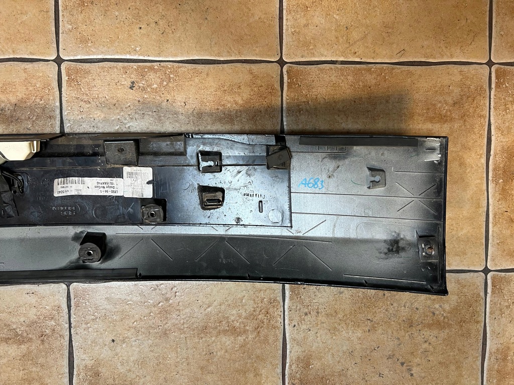 фото №5, Накладка кришки багажника dodge grand caravan 11r