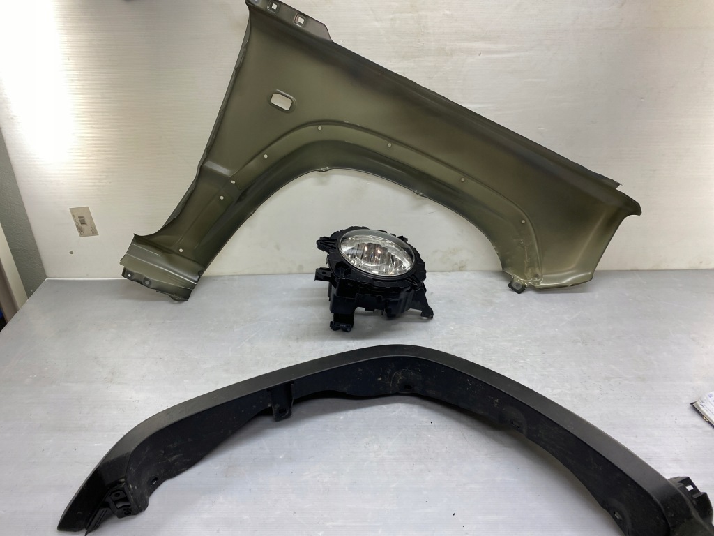 Купить Suzuki jimmy 2 2 18+ крыло  левое  перед