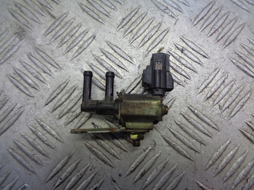 фото №1, Клапан вакуумa mazda 6 gg 1.8