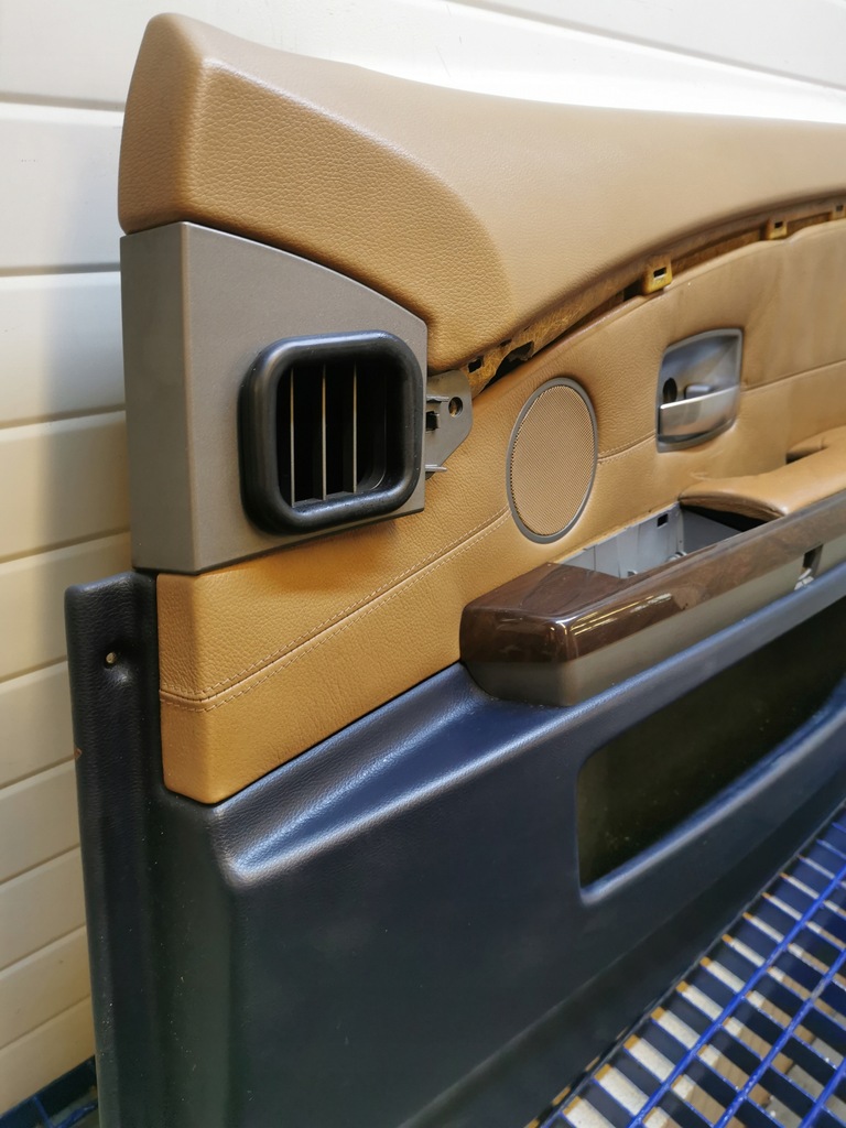 фото №4, Bmw 7 e65 обивка дверь правый перед