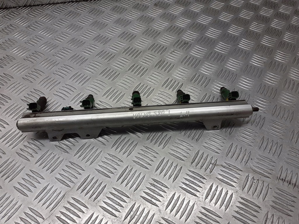 фото №1, Молдинг впрыскная volvo s80 i 2.4