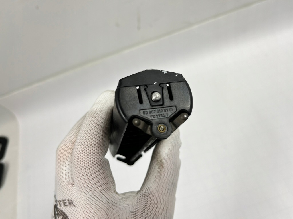 фото №12, Средняя решётка обдув панель приборная консоль mercedes w126 1268310330