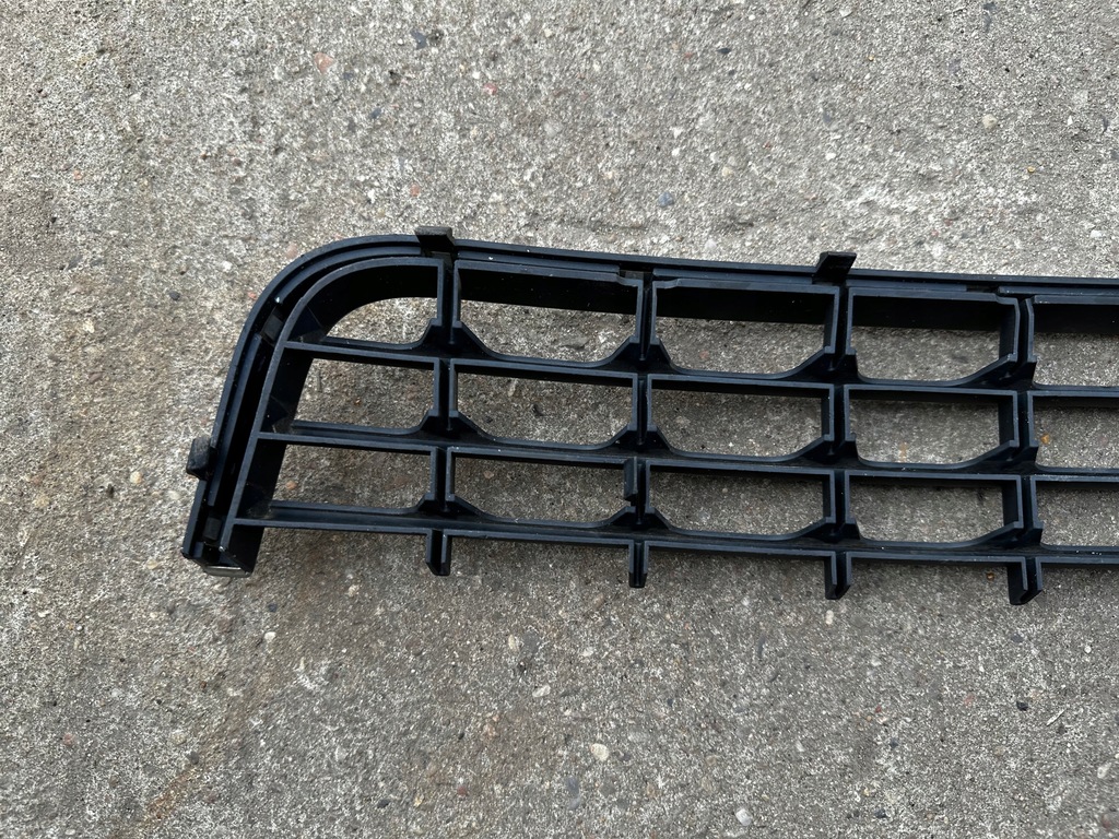 фото №7, Решітка бампера перед 4d0853667d audi a8 d2