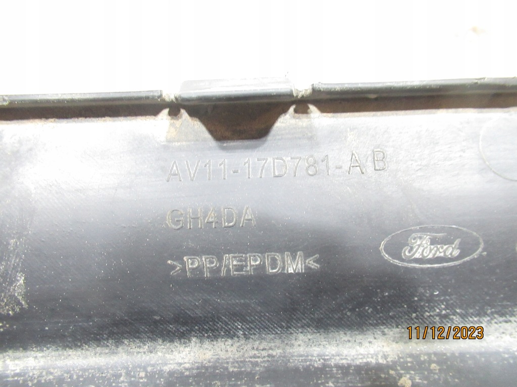 фото №5, Задня накладка ford b-max av11-17d781