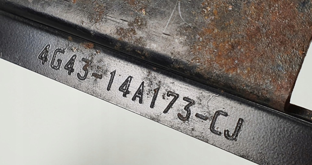 фото №3, Кронштейн коробка предохранителей aston rapide