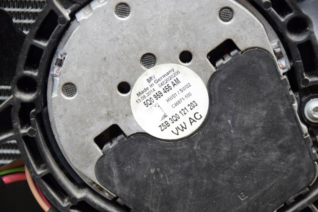 Комплект радіатор audi a1 8x1, 8xk 5q0959455am 1.4l бензиновий 136kw 2014 Ціна