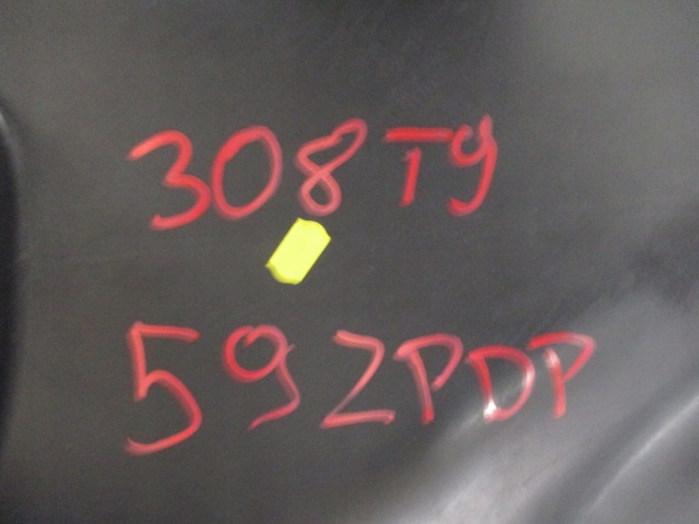 Peugeot 308 t7 07-10 бампер передний перед Киев