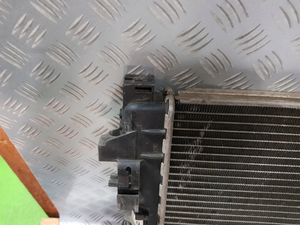 Радіатор води рідина opel astra j iv 4 13267656 в Україні