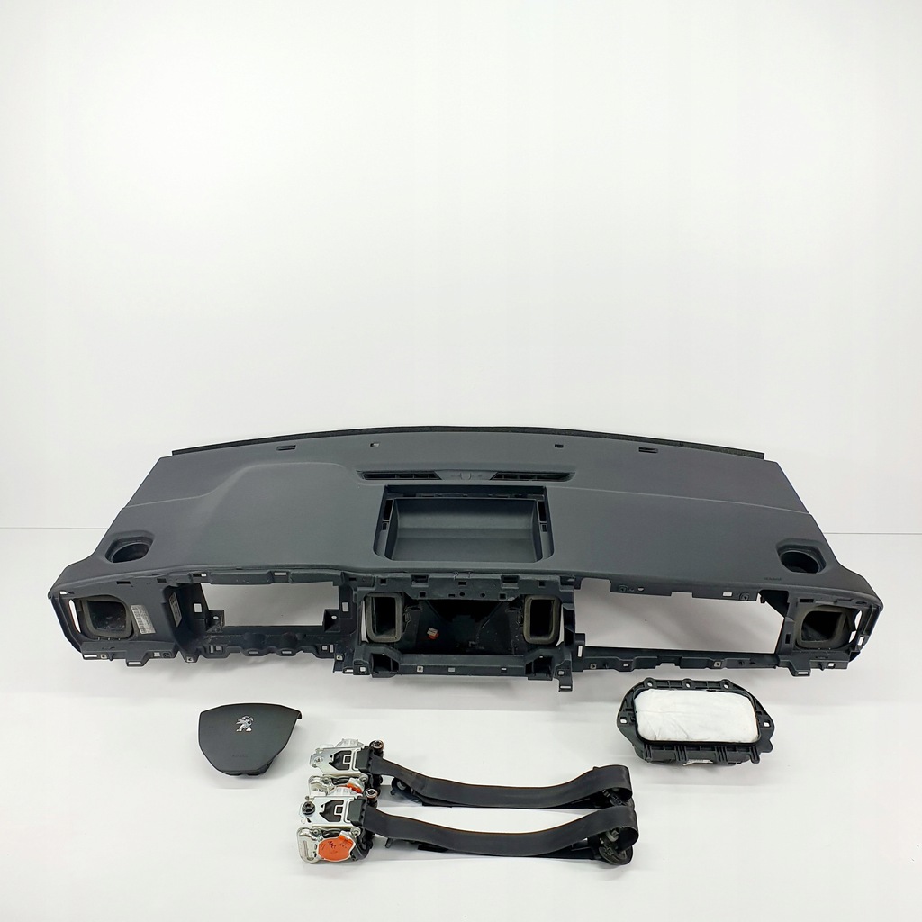 фото №1, Traveller приборная панель консоль подушки безопасности ремни подушка безопасности