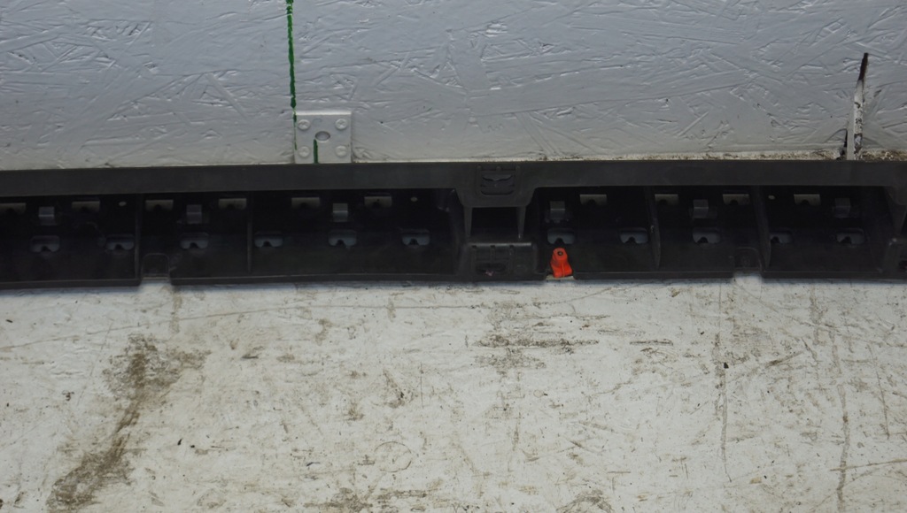 фото №7, Порог молдинг порог правая bmw x3 e83 3401010