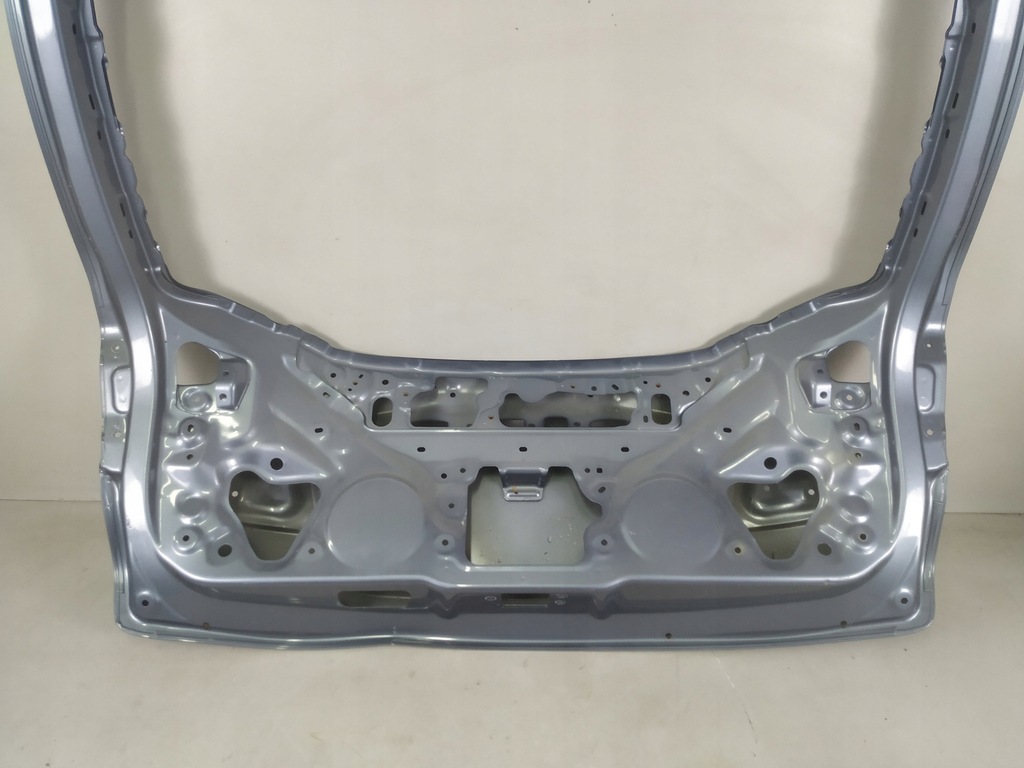 фото №11, Toyota c-hr кришка багажника багажника задня задня toyota оригінальний номер