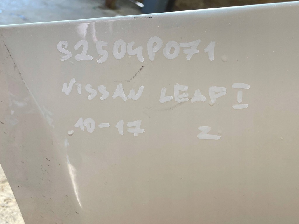 фото №10, Nissan leaf i 1 10-17 бампер задняя задний