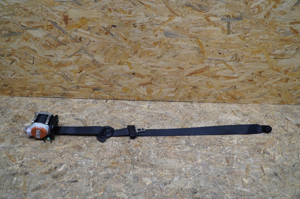 Купить Pas безопасности перед правый 2478604201 mercedes gla 20-