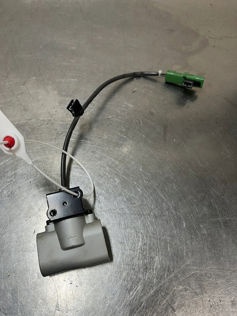 фото №1, Клапан кондиционера renault zoe 924871682r