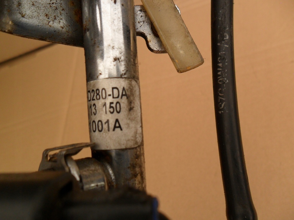 фото №14, Mazda 6 1.8 молдинг впрыскная 1s7g9d280da