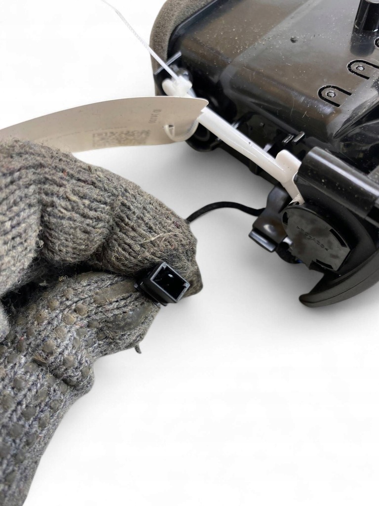 фото №8, Porsche macan 95b бічна решітка обдув панелі приладової панелі