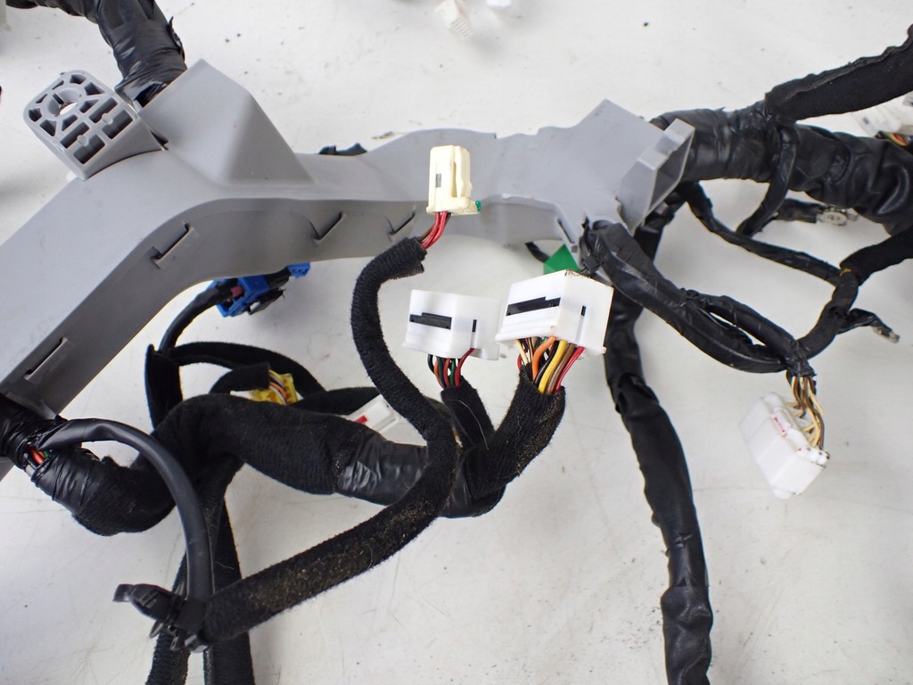 фото №8, Электропроводка жгут консоли 1.7 crdi kia optima iv