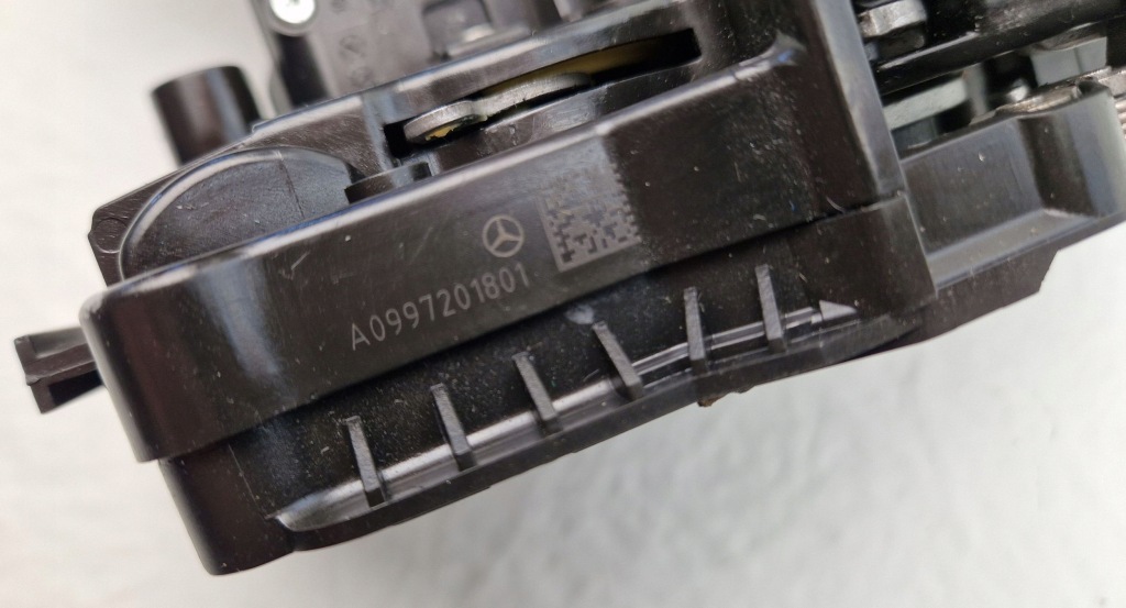 фото №9, Mercedes gls x166 15-19 замок двері правий перед 9 pin доводчик a0997201801