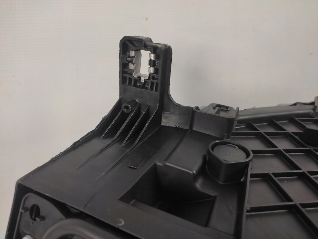 Audi q3 2 83a фара правий передня перед full led 2018- Ціна